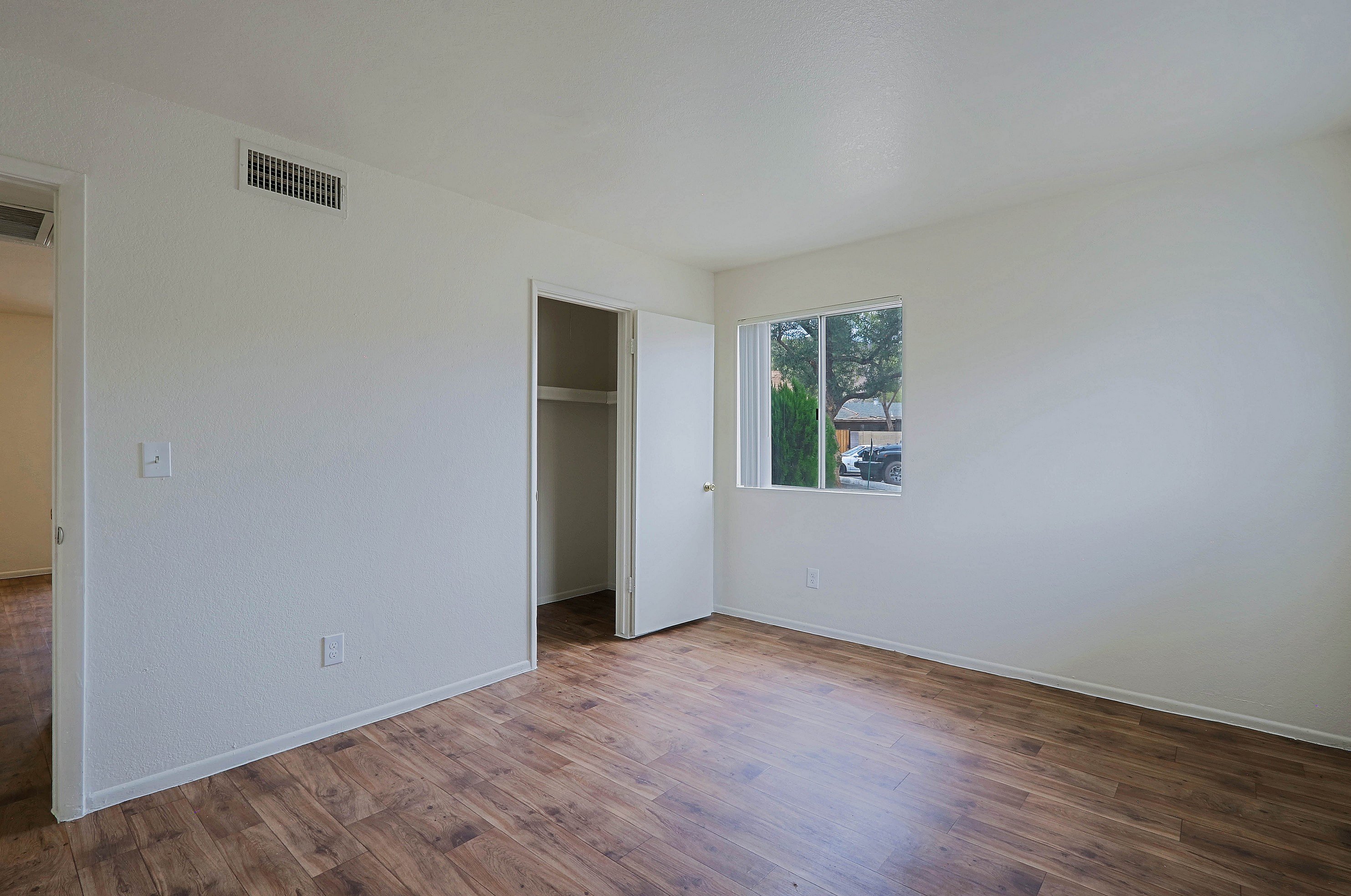 Sahuaro West Apartments photo 4